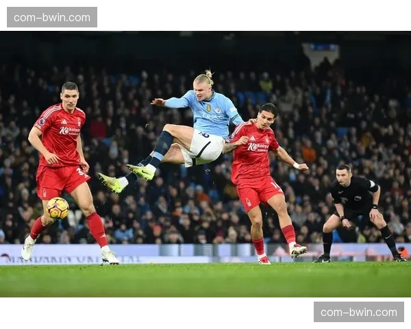 曼城迎战诺丁汉森林盼缩小分差 主场优势明显胜算较大