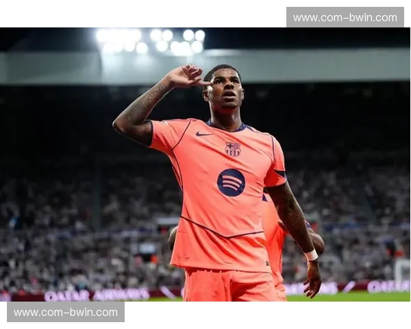 曼联客场力克布莱顿 拉什福德梅开二度终结球队连平